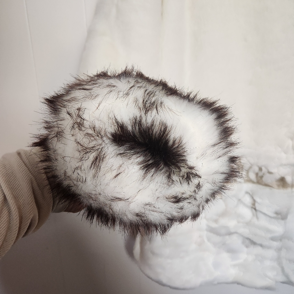 Retro White Faux Fur Penguin Coat Hooded Toggle Winter Jacket Size Small Vintage - Picture 8 of 14